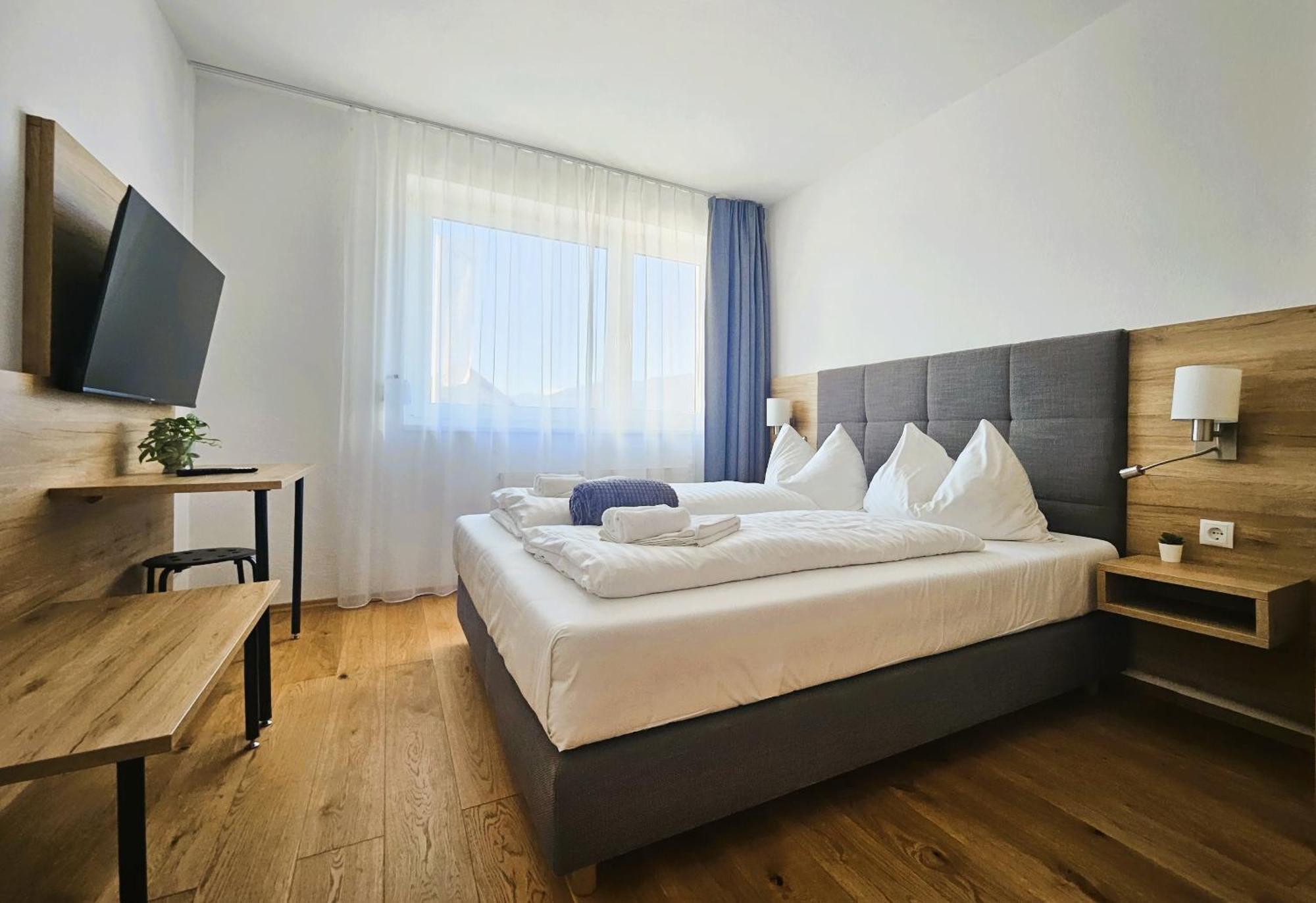 Mountains & Lakes - Chaletdorf & Appartements Villach Exteriör bild