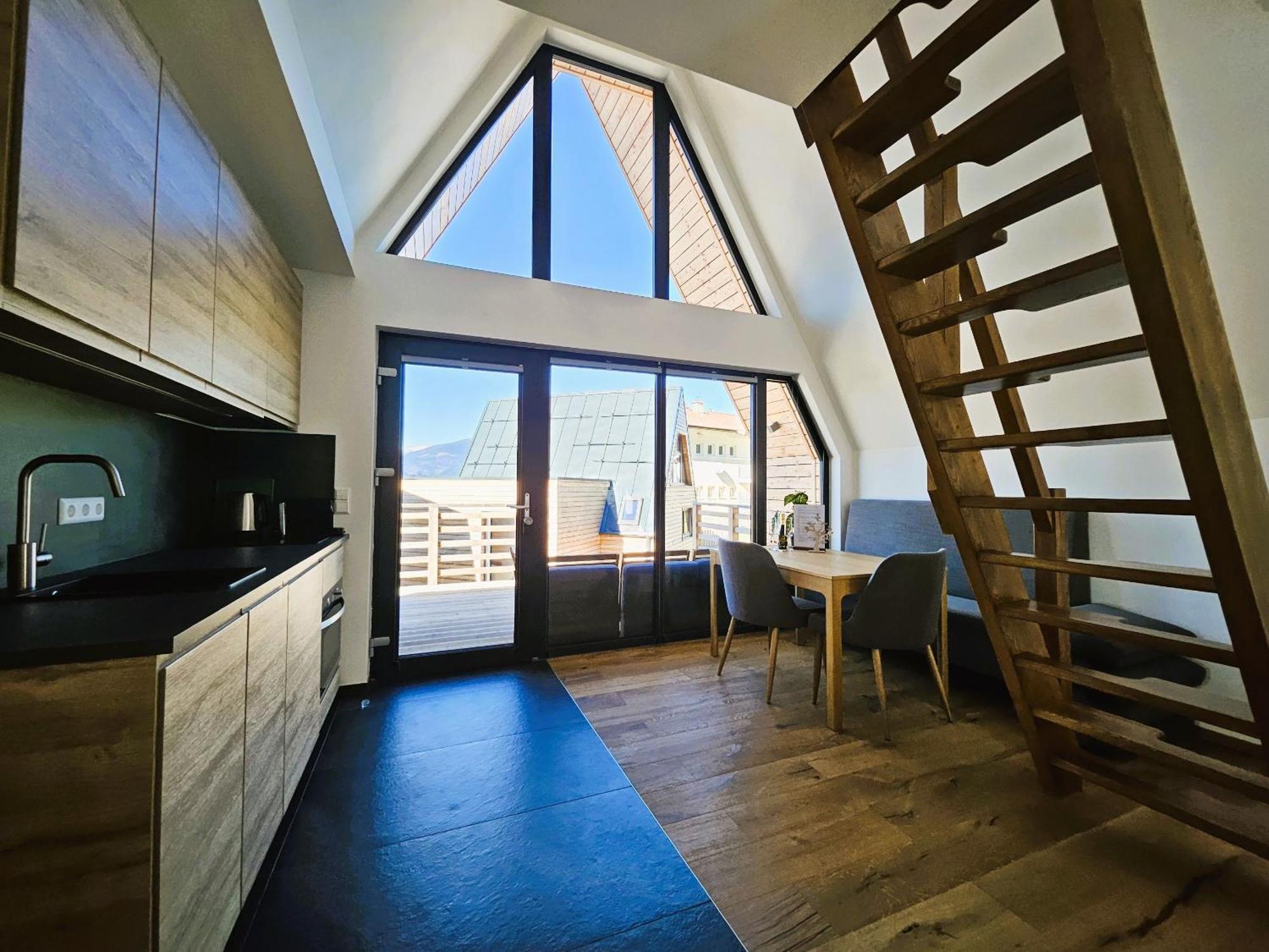 Mountains & Lakes - Chaletdorf & Appartements Villach Exteriör bild