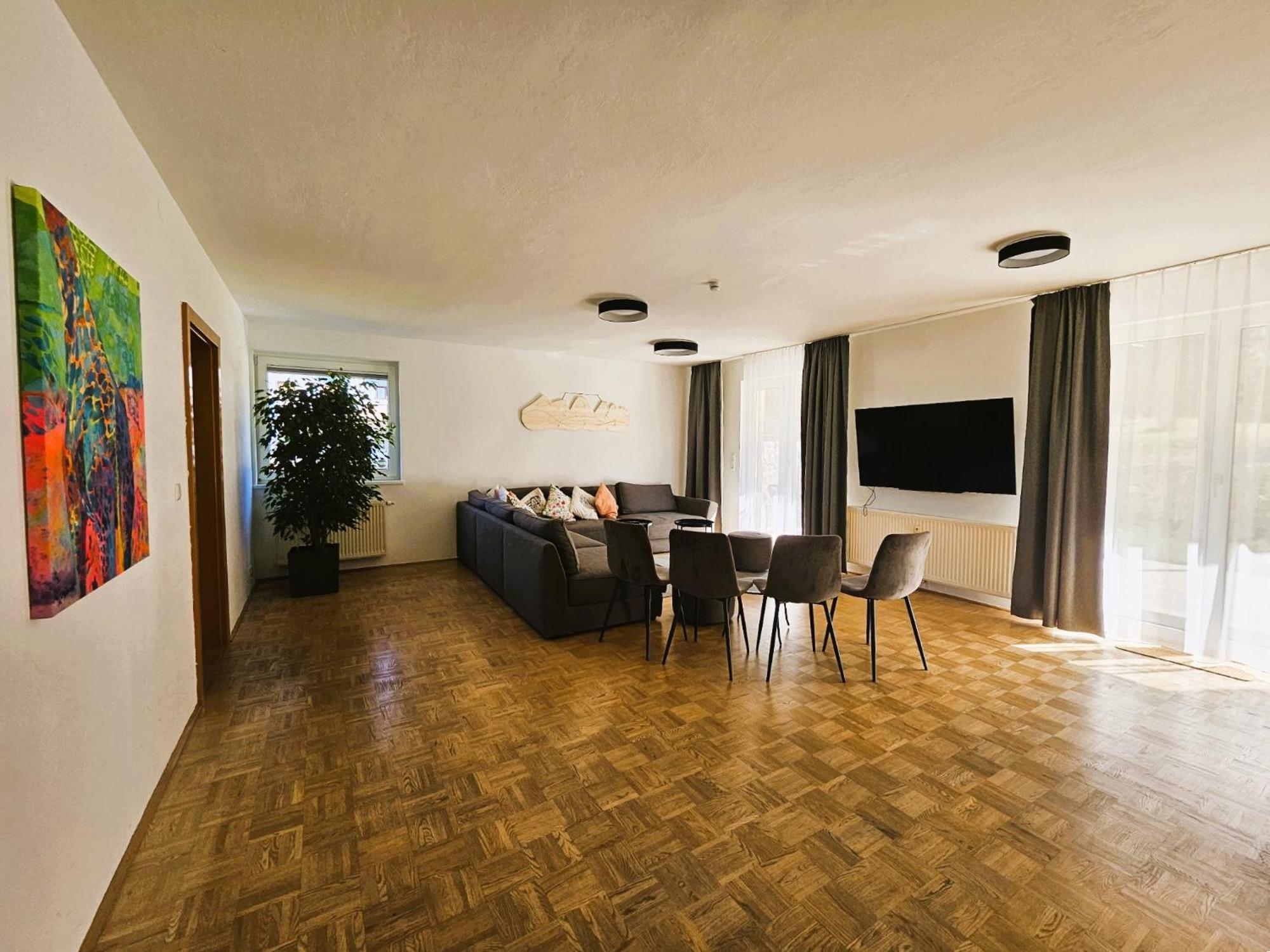 Mountains & Lakes - Chaletdorf & Appartements Villach Exteriör bild